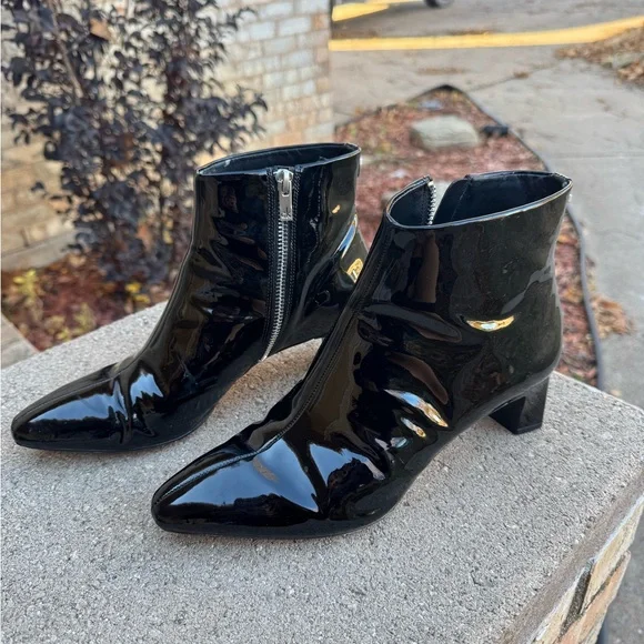 Calvin Klein Shiny Black Ankle Booties - Picture 3 of 8